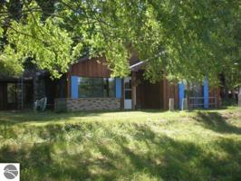 660 E Arbutus Lake Road