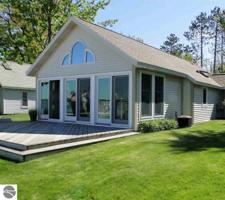 704 South Lakeshore Drive
