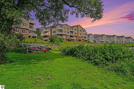 1011 Lake Ridge Drive