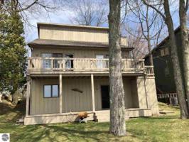 293 W Lake Drive