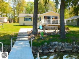 5041 Maple Knoll Drive