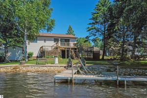 234 Peninsula Drive