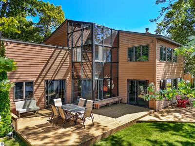 311 E Lake Mitchell Drive