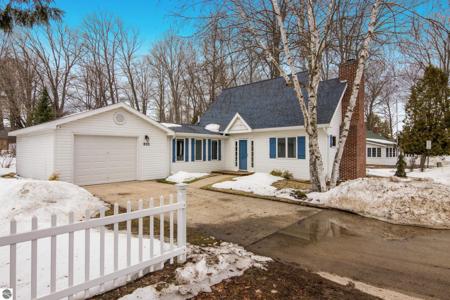 832 Deepwater Point Drive