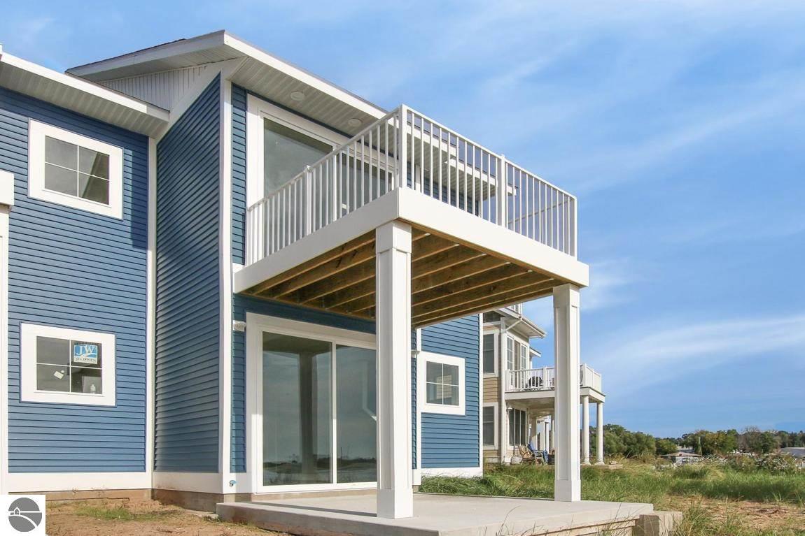 Joslin Cove Drive, Manistee, MI lhrmls00596798