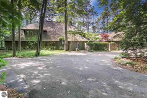 7775 Woodward Road