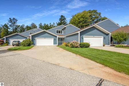 133 North Shore Drive West