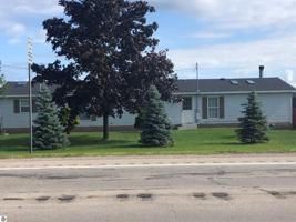 548 N Huron Rd