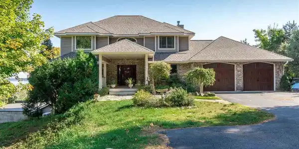 10400 Apple Ridge Drive