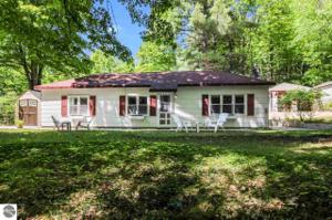 5424 Crystal Drive