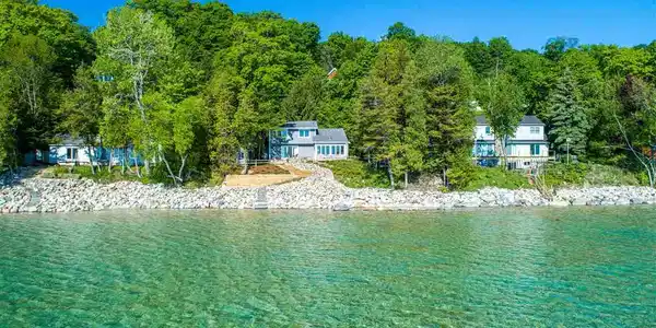 1027 S Nanagosa Trail