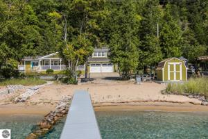 4318 Crystal Drive