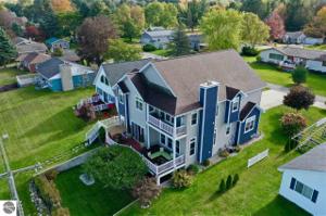 2121 Sunnyside Drive