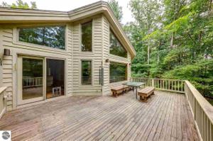2853 Keewaydin Trail