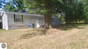 1627 N Ogemaw Trail