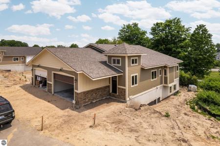 750 N Waypoint Circle