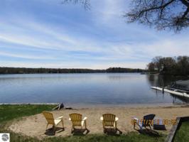 2090 N Ogemaw Trail