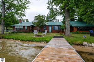 7523 NW Co Road 612
