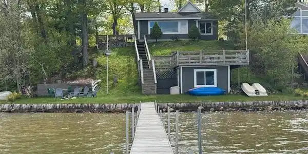 1264 Birchaven Beach