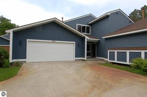 173 E North Shore Drive East
