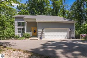 4104 Michigan Trail