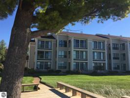 9202 N Bayshore