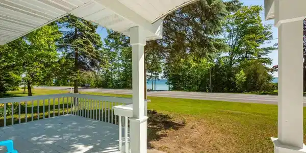 10406 S West Bay Shore