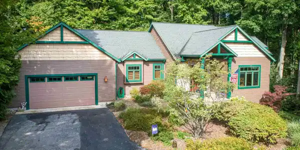1082 S Bay View Trail