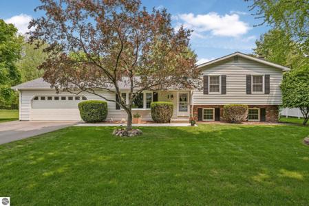 7927 Peaceful Valley Road