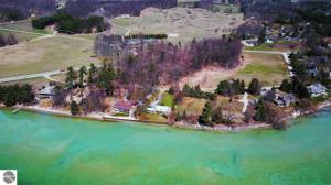 1986 Pine Point Road