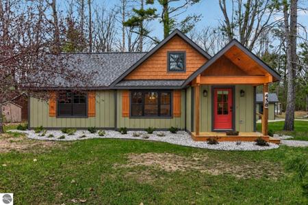 458 W Bear Lake Road