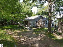 5492 Lakeshore Road