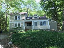 239 Leonard