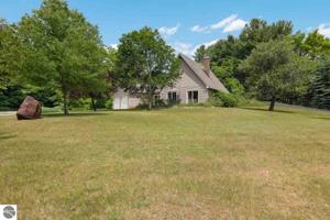 11448 Orchard Drive