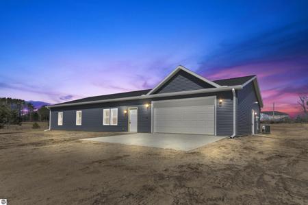 11351 Lakeshore Drive