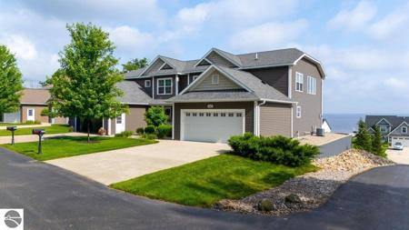 4876 W Houghton Lake Drive