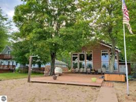 7339 White Birch
