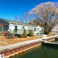 3341 Mariners Lane