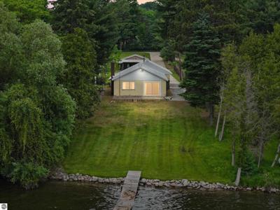 8181 Clam Lake Road