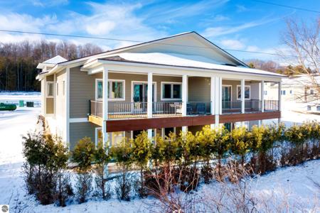 764 N Waypoint Circle