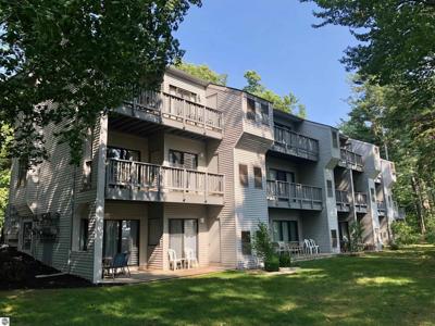 5668 Creeks Crossing