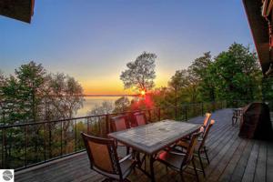 2850 White Birch Trail