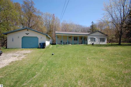 2993 N Ogemaw Trail