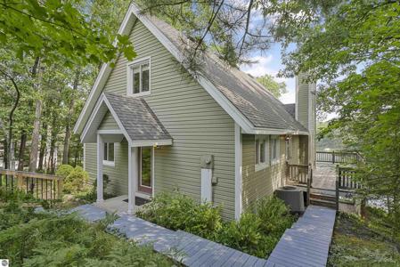 254 Island View Drive