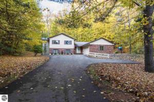 1719 Moonrise Court