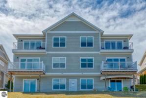 979 Lake Ridge Drive