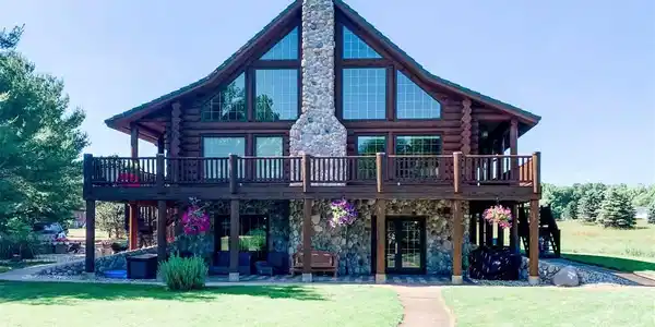 1085 S Bundy Drive
