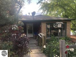 7035 Peninsula Drive