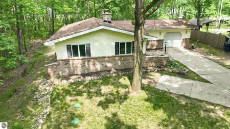 1207 Queens Way