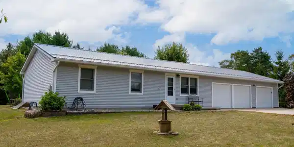 1004 Bishop Lane
